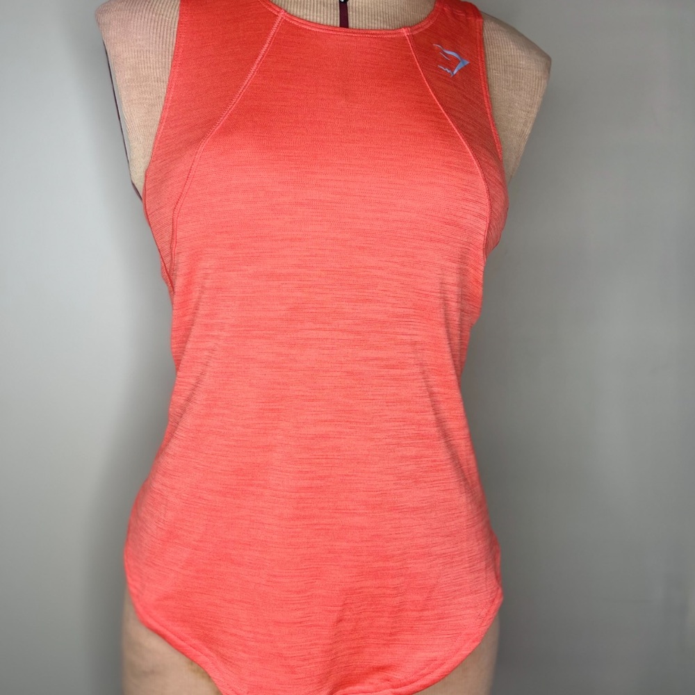 Gym sharks Coral Sleeveless Athletic Top